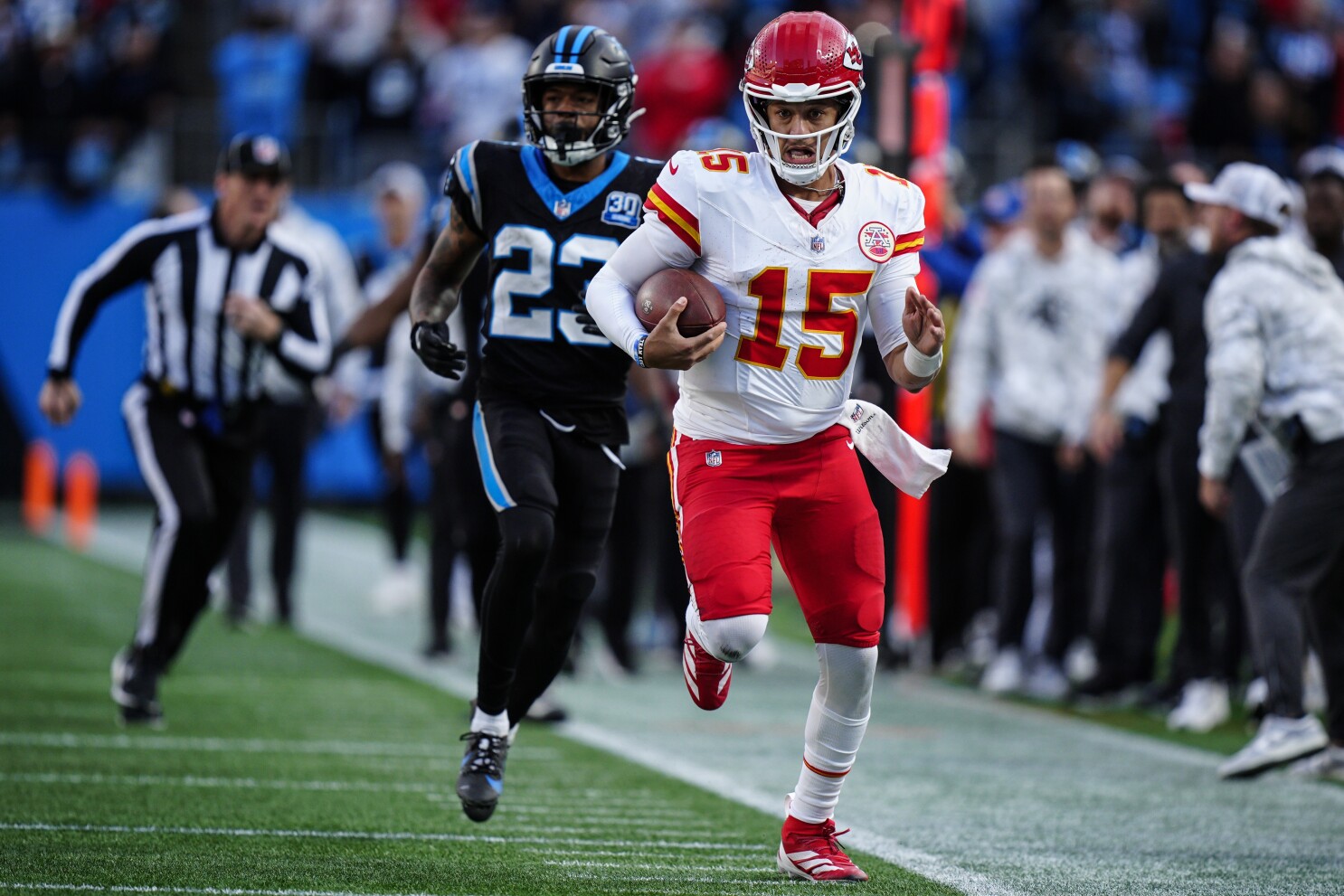Patrick mahomes color rush deals